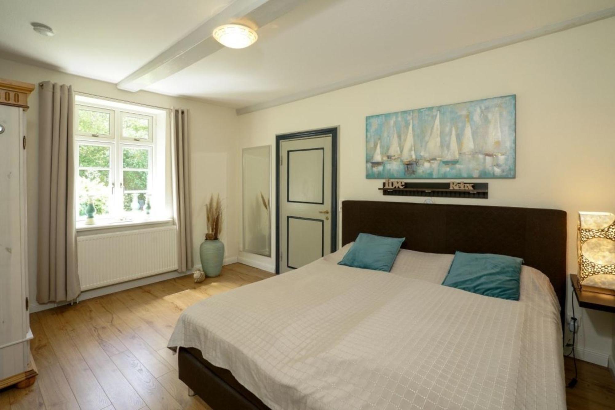 Pastor'S Stuv Apartment Uelvesbull Екстериор снимка